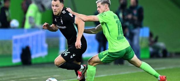 九游课程-奥格斯堡队客场遭遇惨败，局面堪忧