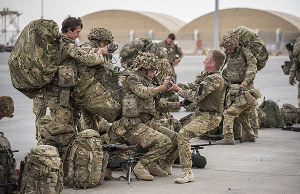 包含阿富汗队后防意识不足，失利在望的词条