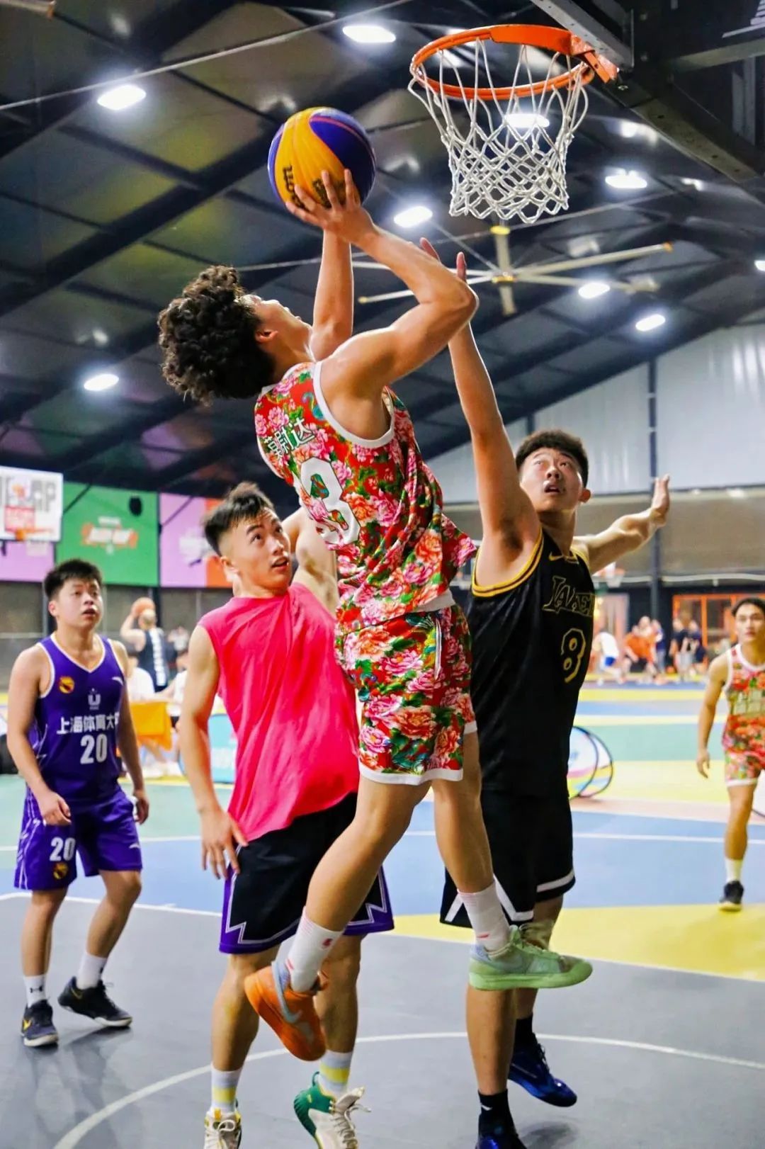 亚洲篮球巨星碰撞赛场，激情不可错过的简单介绍