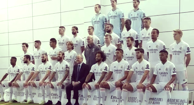 包含比利亚雷亚尔遭遇激战，豪取三分助力逆袭的词条