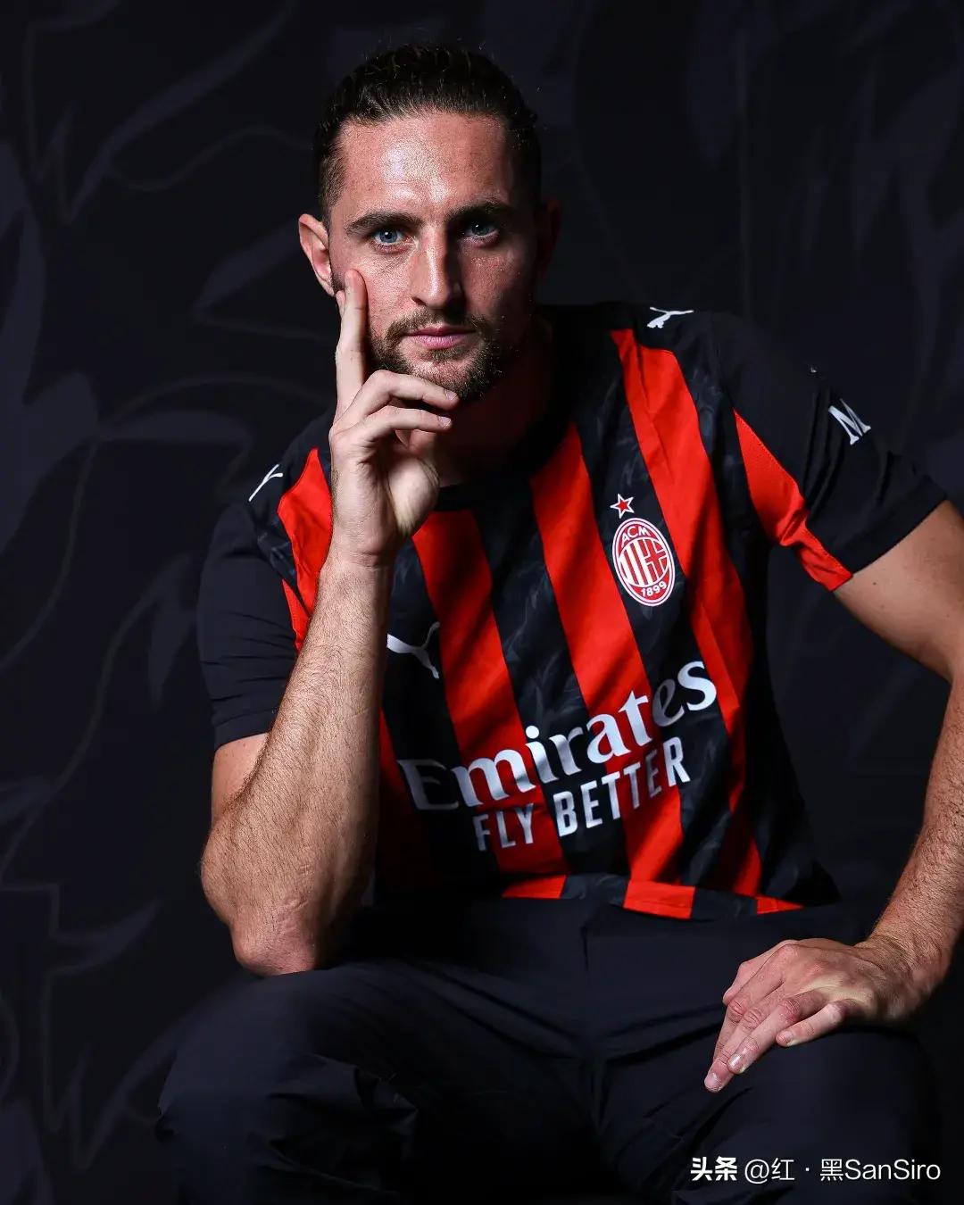 关于AC米兰中场团结一致，共创佳绩的信息